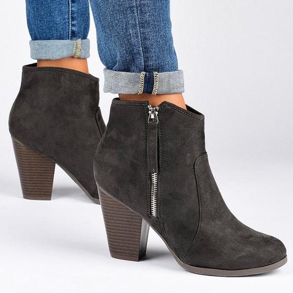 JOURNEE COLLECTION LINK BOOTIE 9 - Picture 2 of 15